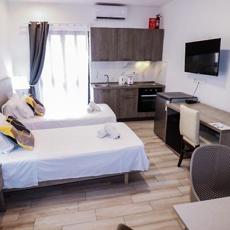 Napoli Suites Studios Aparthotel Saint Julian's Luaran gambar