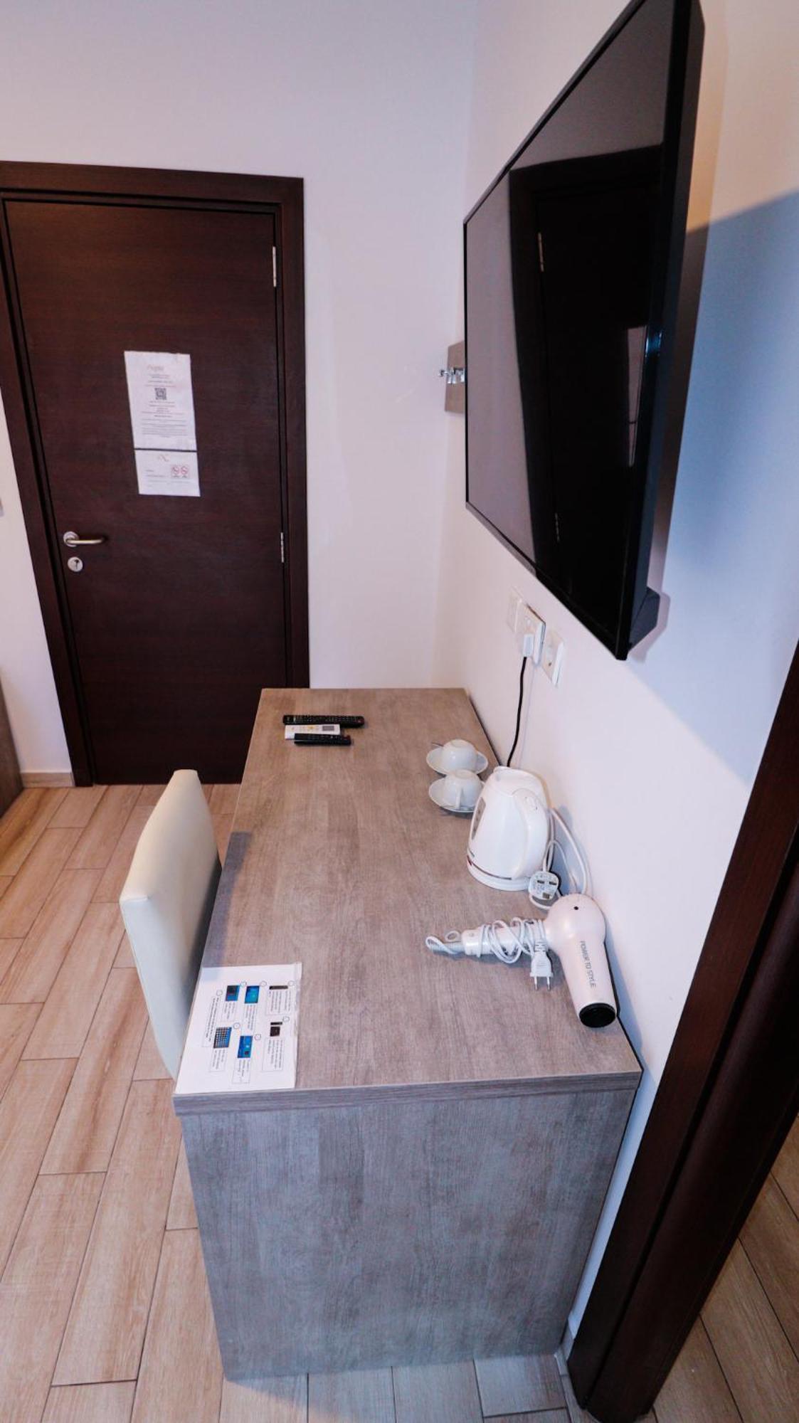Napoli Suites Studios Aparthotel Saint Julian's Luaran gambar