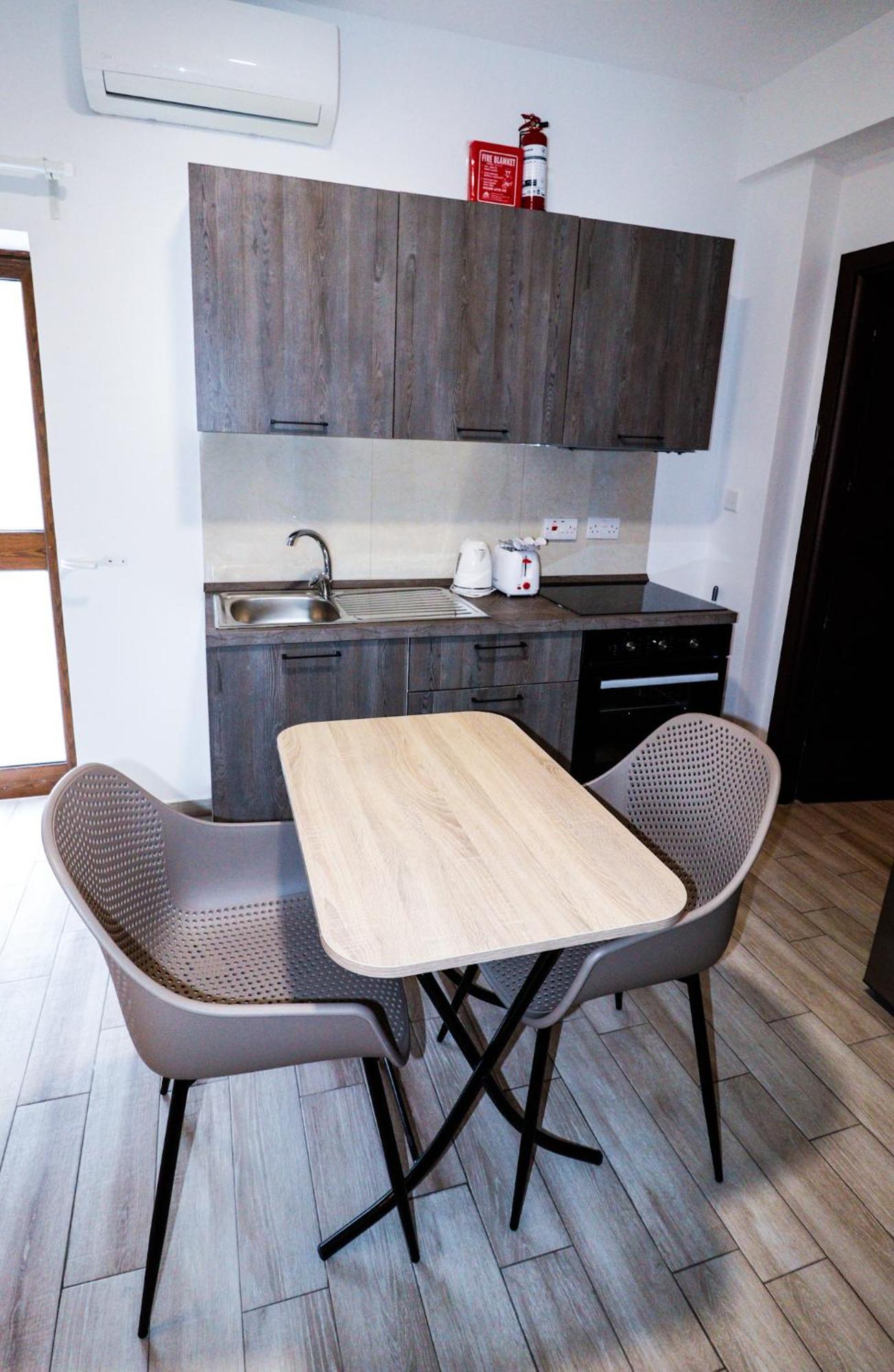 Napoli Suites Studios Aparthotel Saint Julian's Luaran gambar