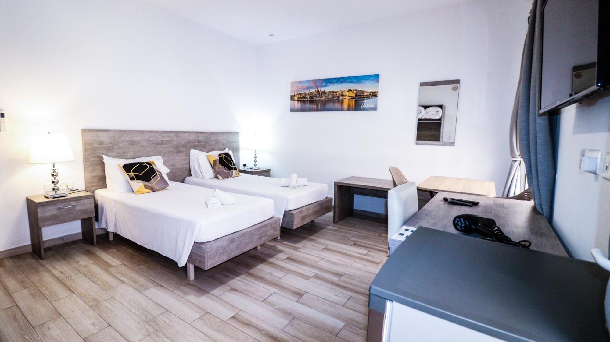 Napoli Suites Studios Aparthotel Saint Julian's Luaran gambar