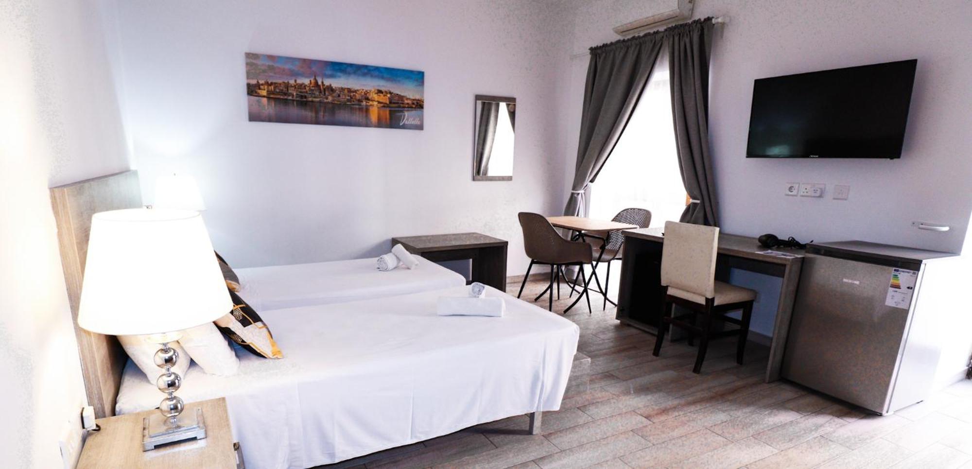 Napoli Suites Studios Aparthotel Saint Julian's Luaran gambar