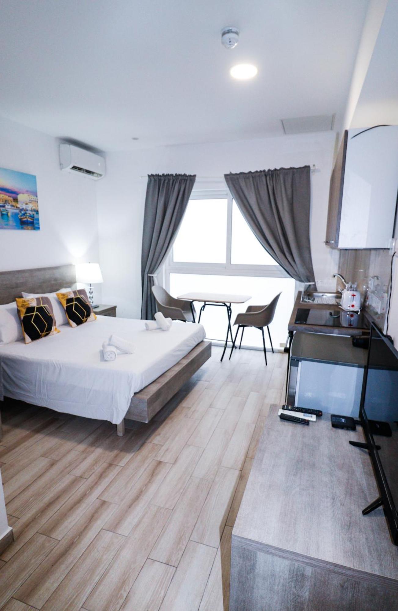 Napoli Suites Studios Aparthotel Saint Julian's Luaran gambar