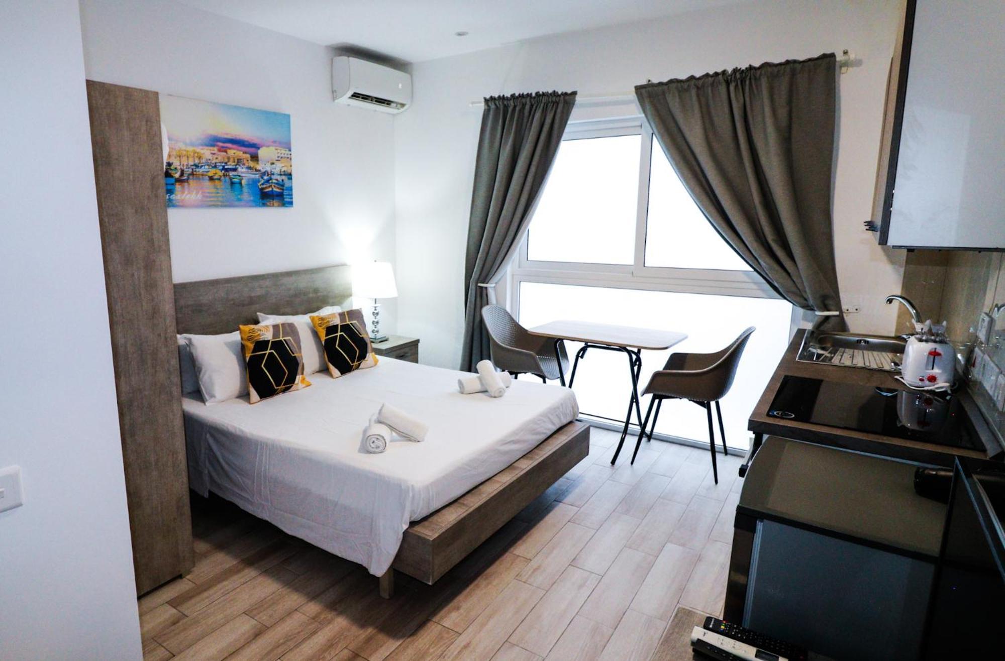 Napoli Suites Studios Aparthotel Saint Julian's Luaran gambar