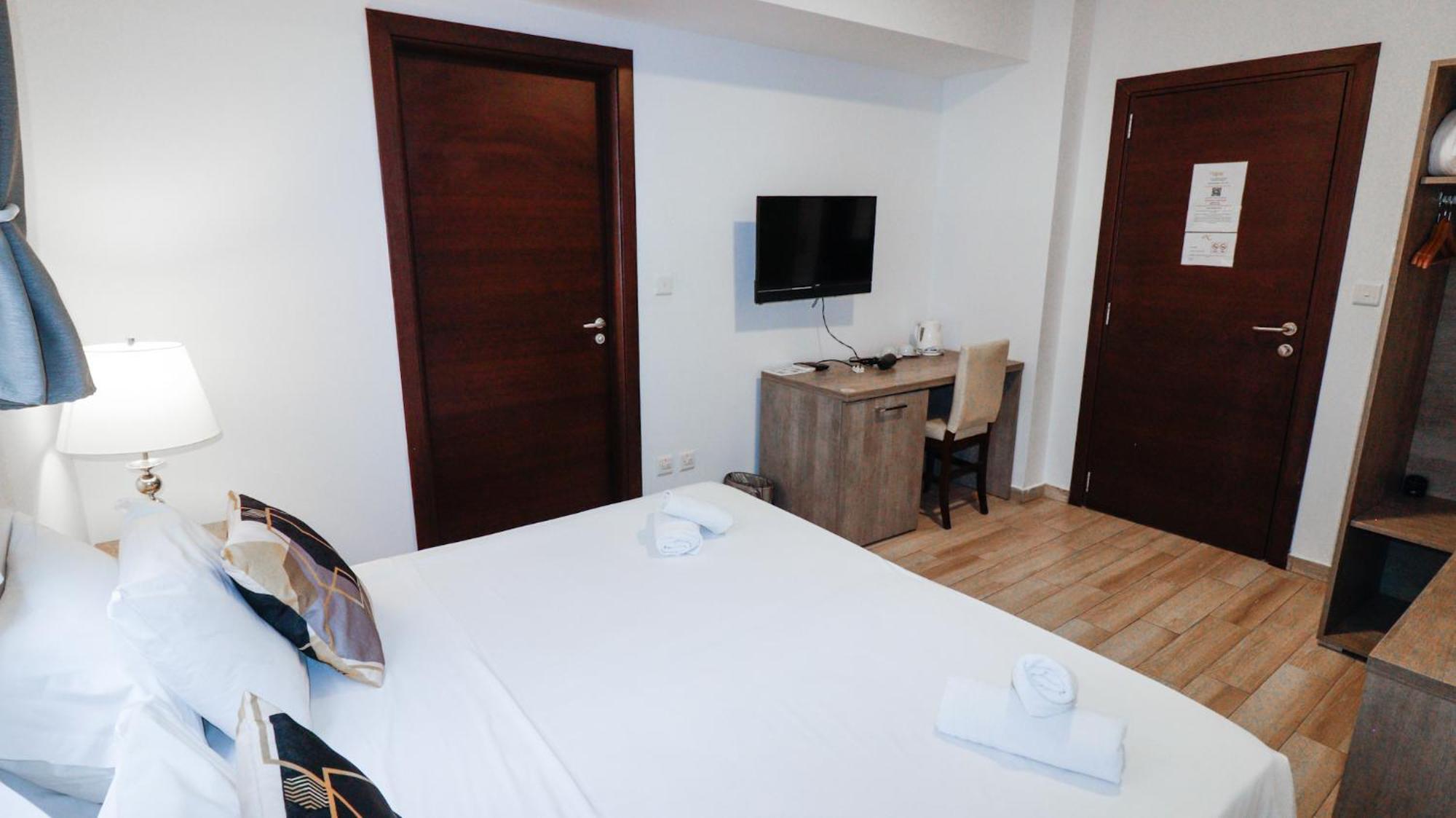 Napoli Suites Studios Aparthotel Saint Julian's Luaran gambar